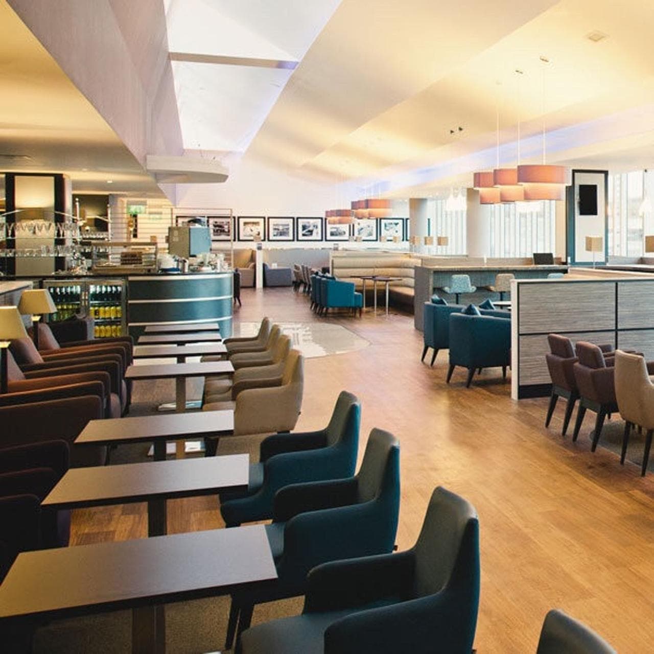 Aspire Lounge lounge at MAN photo 3